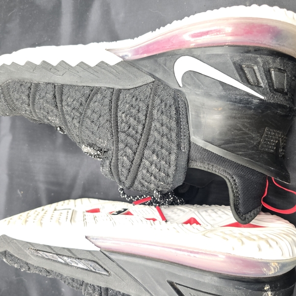 Nike Black and White Athletic Sneakers‎ main image 8